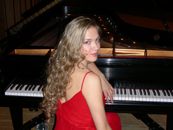 Svetlana Smolina, piano