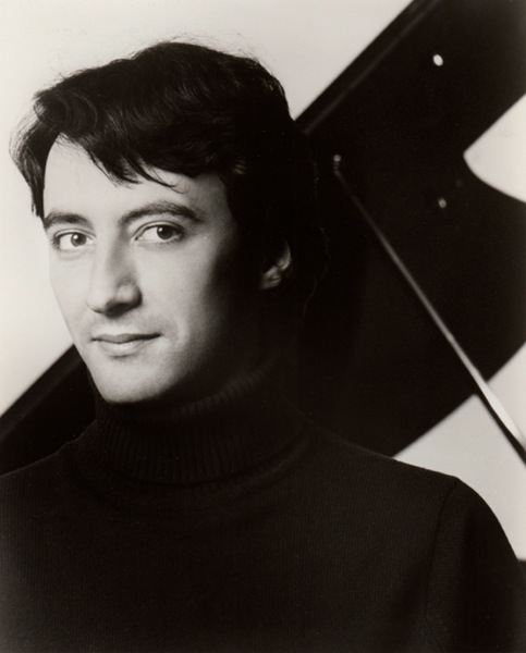 Jean-Efflam Bavouzet