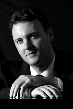 Eric Zuber, piano